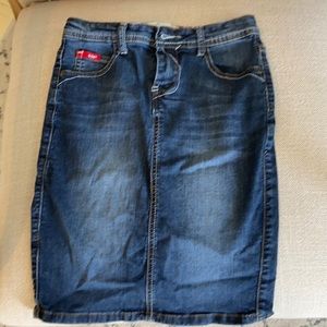 Lee Cooper comfy and adorable Jean skirt